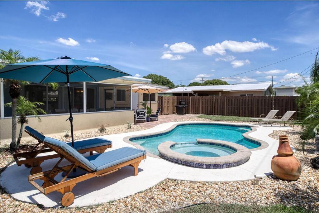 Paradise 4 Min To The Beach With Private Heated Pool Deerfield Beach Exterior photo