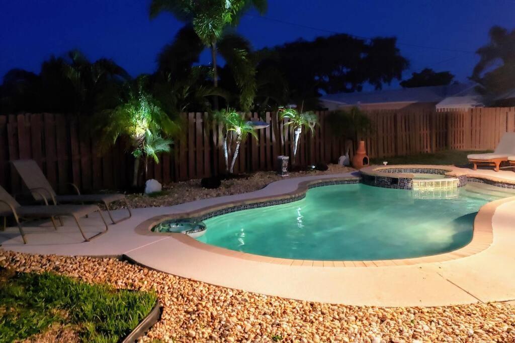 Paradise 4 Min To The Beach With Private Heated Pool Deerfield Beach Exterior photo