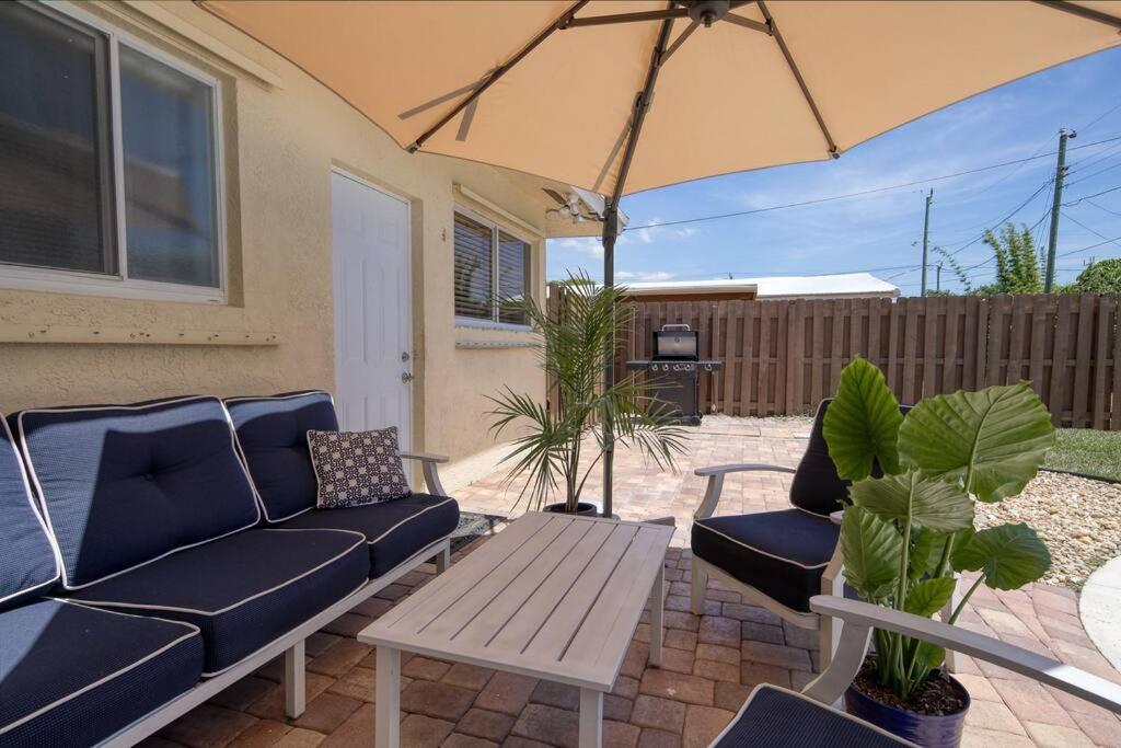 Paradise 4 Min To The Beach With Private Heated Pool Deerfield Beach Exterior photo